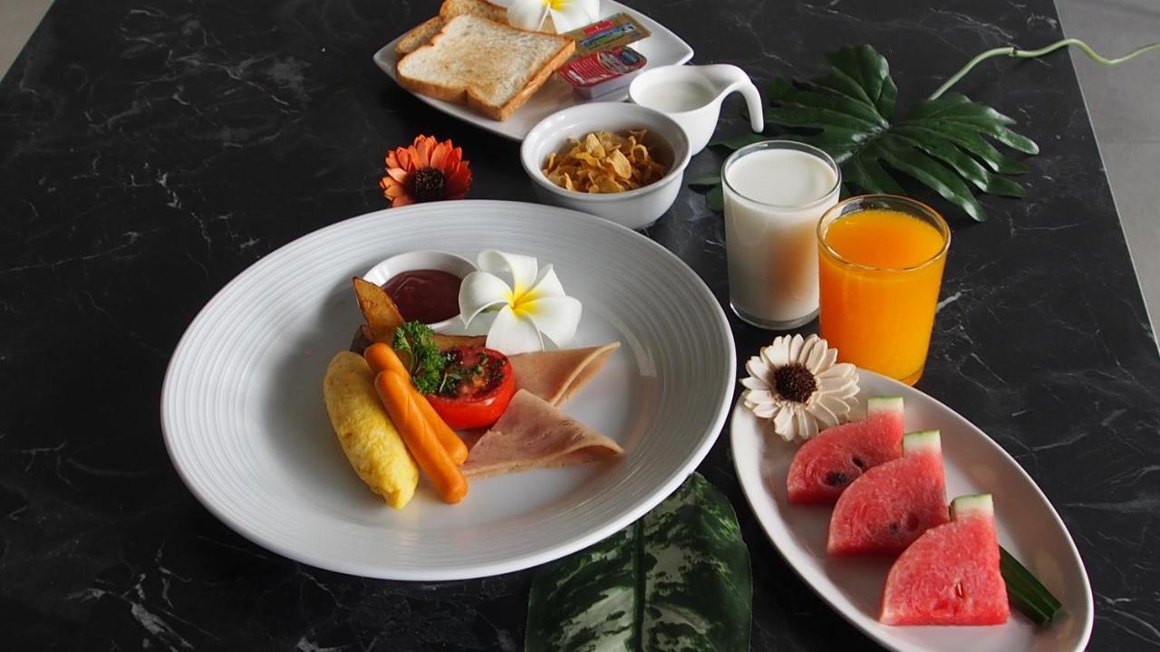 Kos Hotel Suvarnabhumi Airport -Sha Extra Plus Bangkok Buitenkant foto